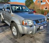 Nissan King Cab 2,5 dCi SE 4x4 Diesel modelår 2009 Sølvmetal