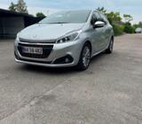 Peugeot 208 1,6 BlueHDi 100 Allure Sky Diesel modelår 2017