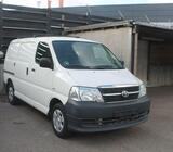 Toyota HiAce 2,5 D-4D 95 Komfort kort Diesel modelår 2011